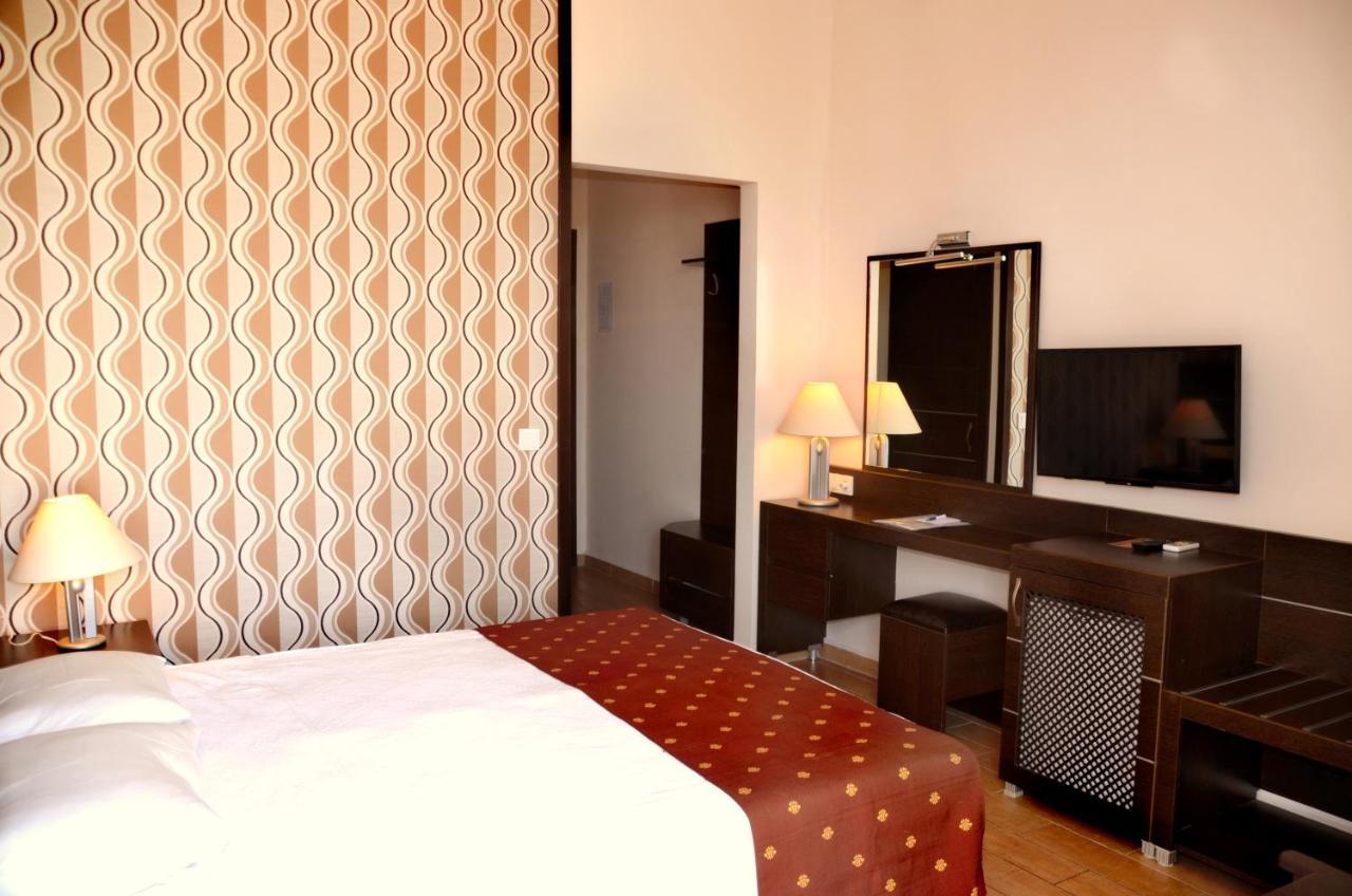 Boulevard Otel Alanya Ngoại thất bức ảnh